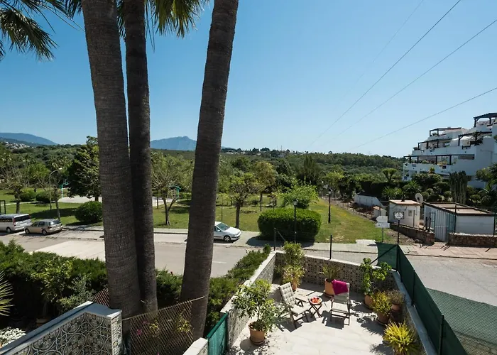 De Madrid By Interhome 펜션 에스테포나