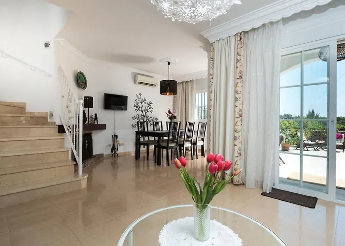 De Madrid By Interhome *