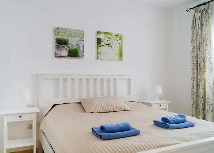 De Madrid By Interhome